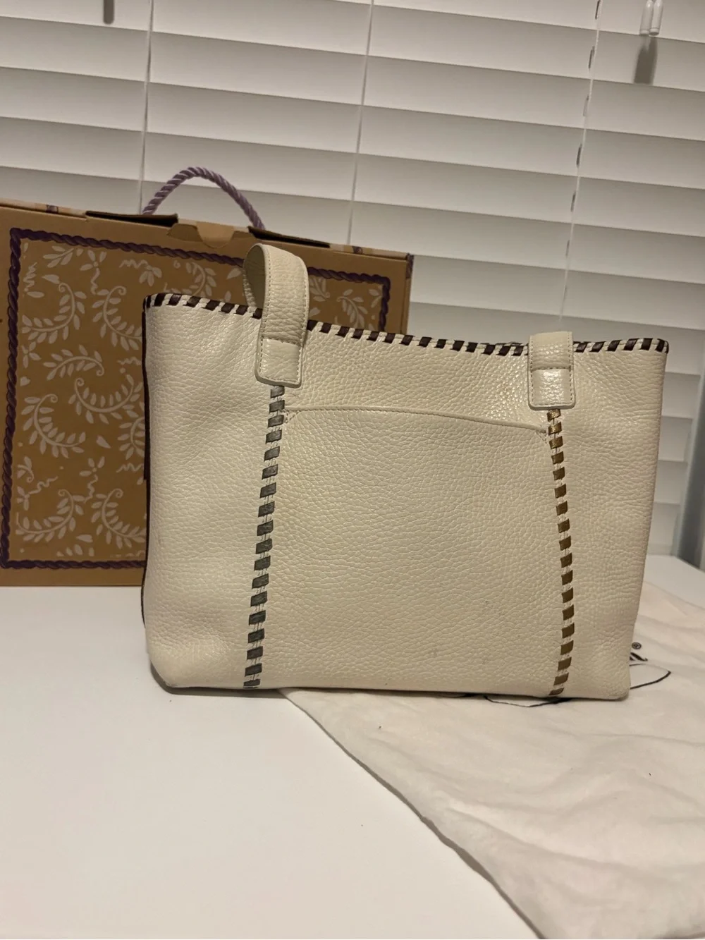 Vintage Brighton Cream Pebbled Leather Whipstitch Tote Bag 🤍